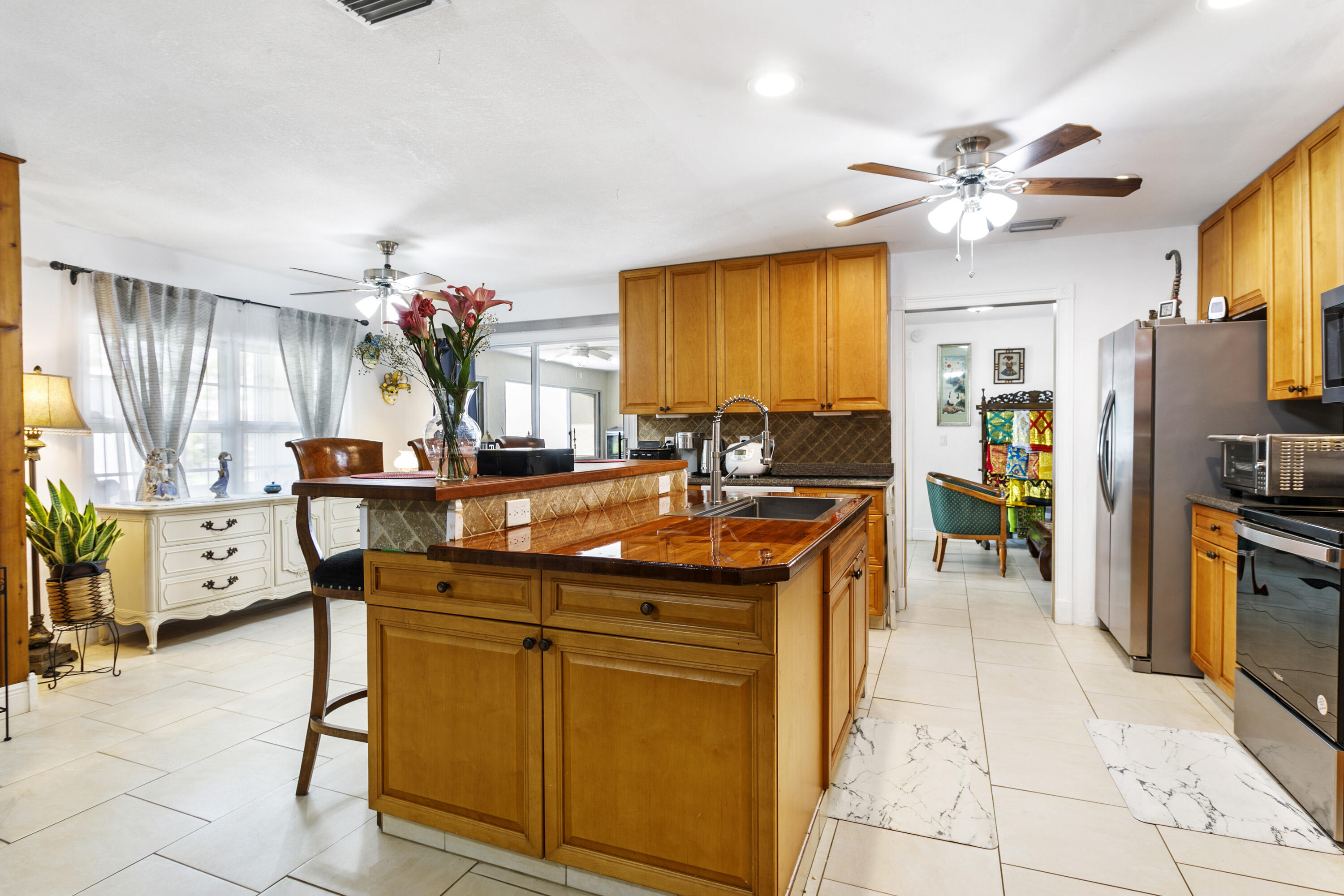 5324 Canal Drive