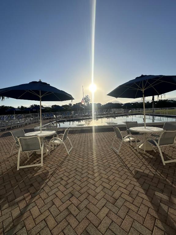 3 Colonial Club Drive 104