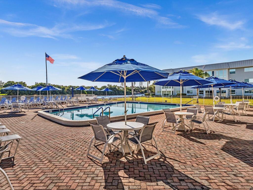 3 Colonial Club Drive 104