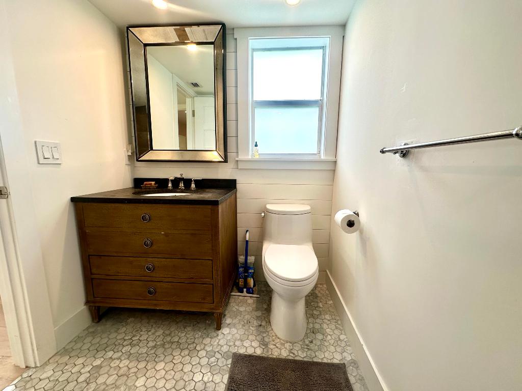 3 Colonial Club Drive 104