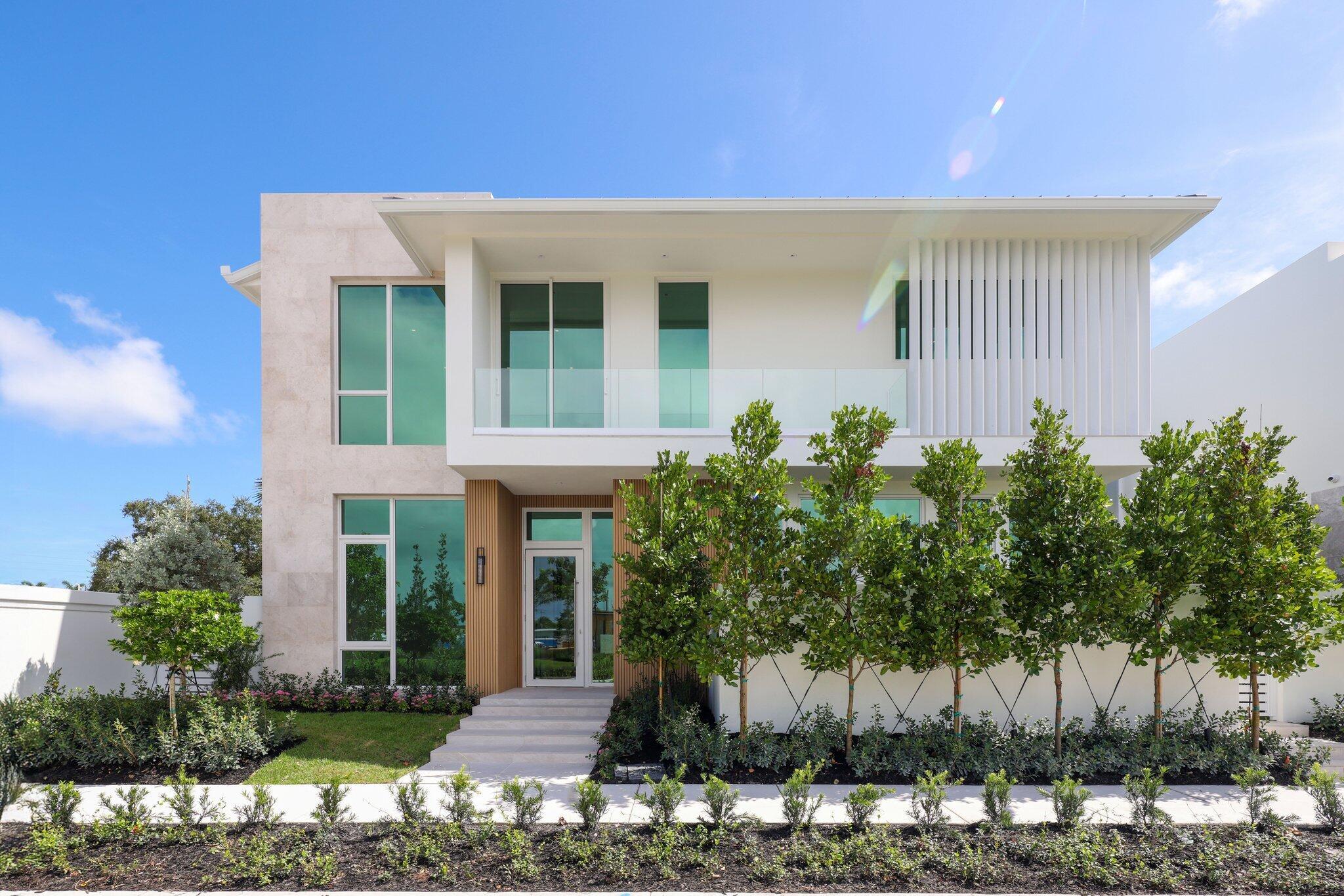 320 Grove Place