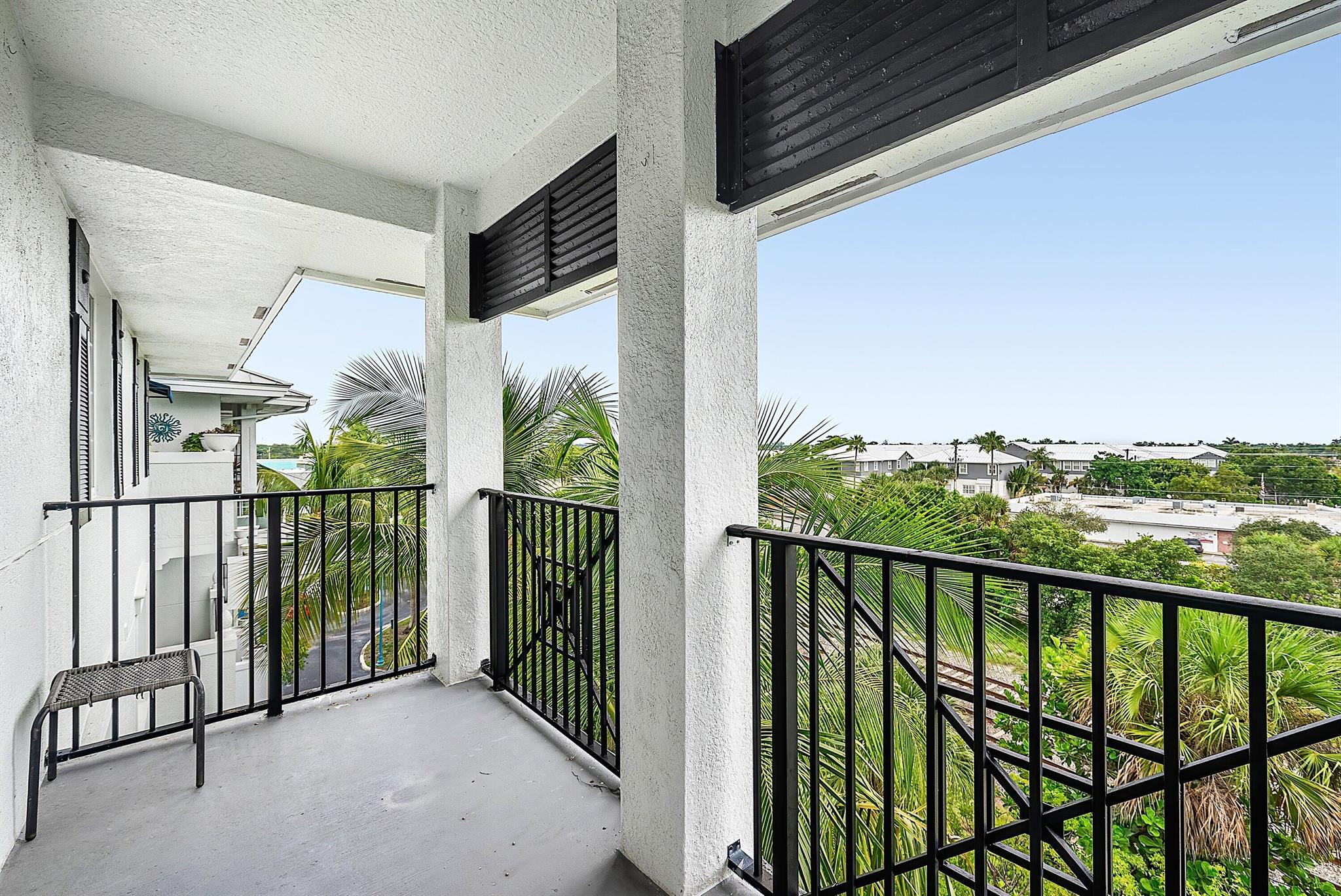 255 NE 3rd Avenue 2503