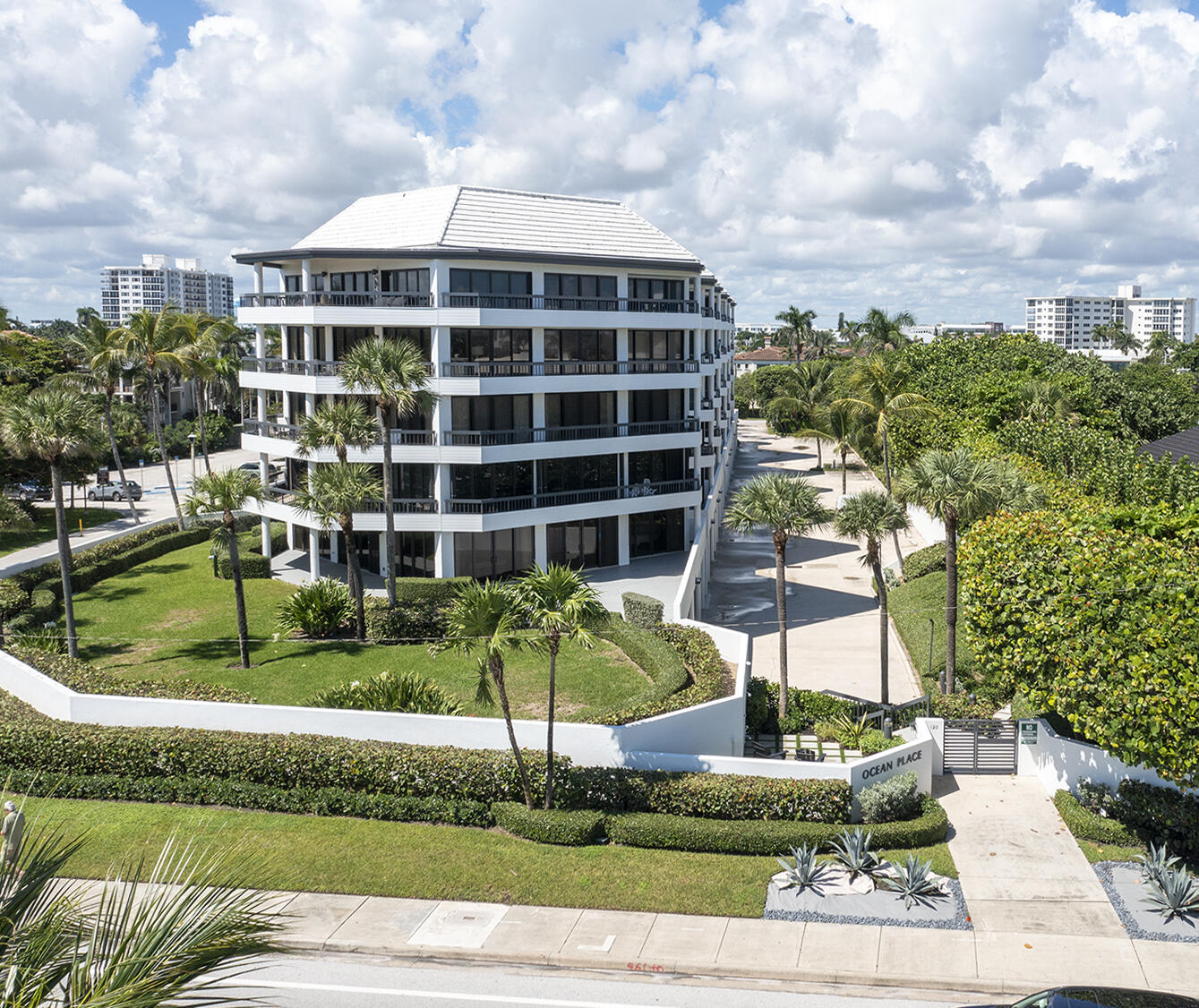 120 S Ocean Boulevard 3b