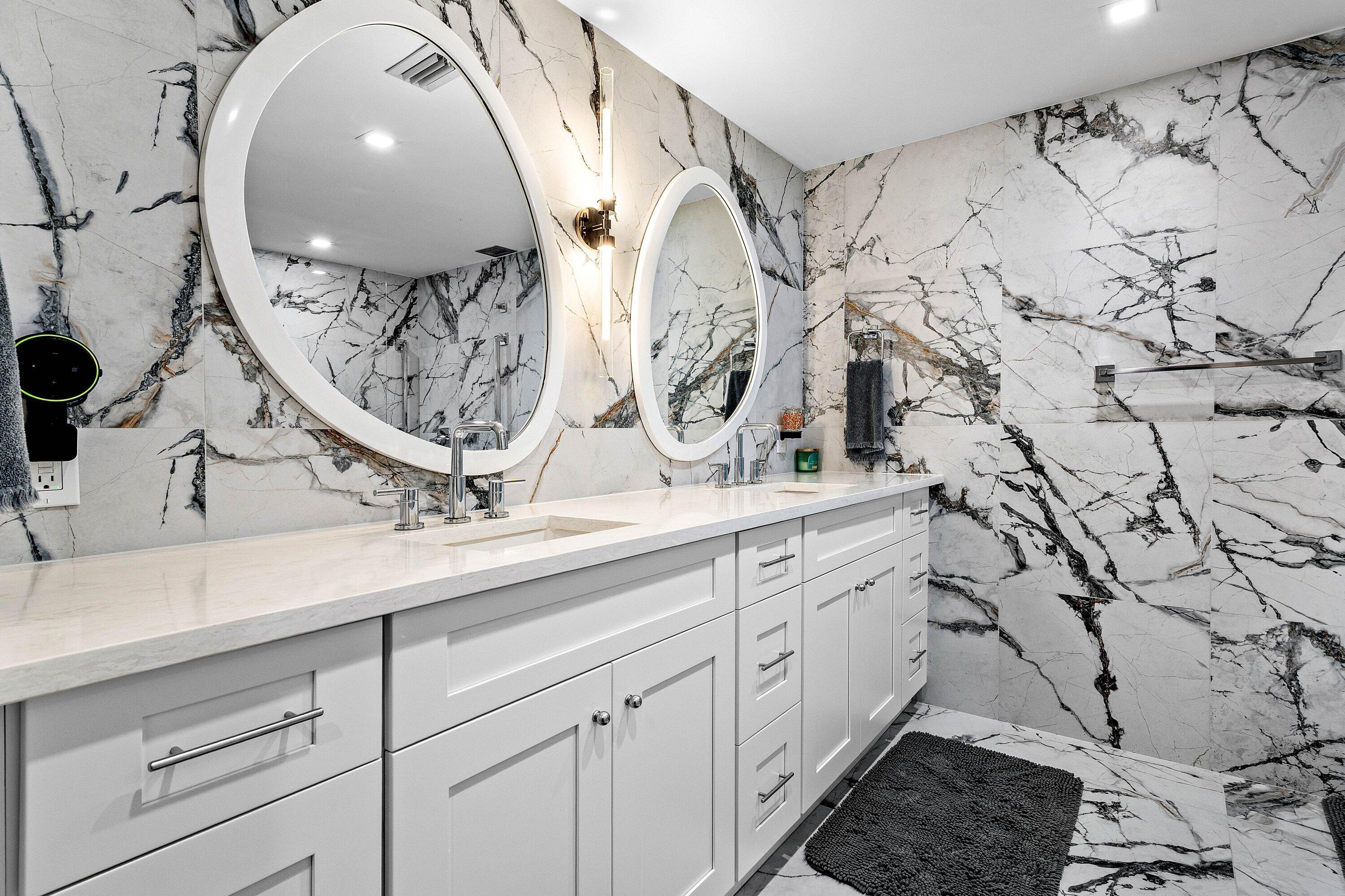 220 Macfarlane Drive S-805