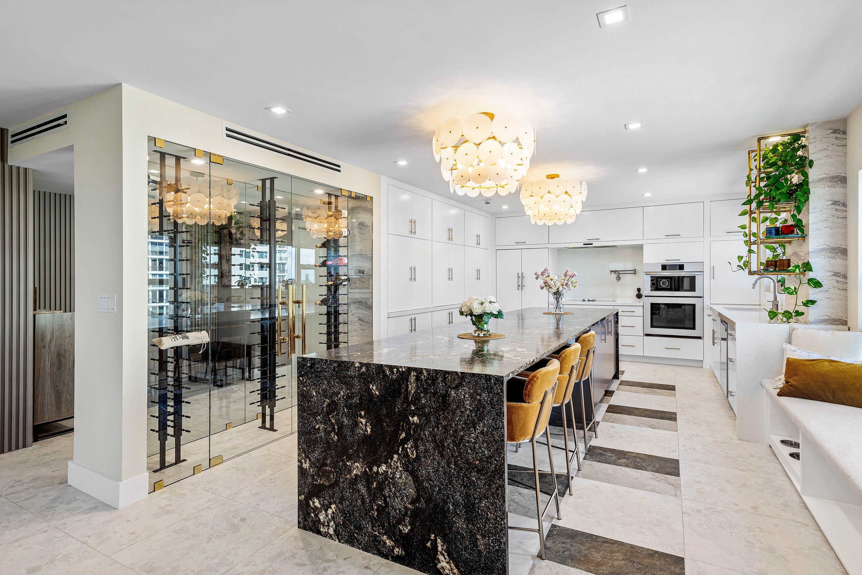 220 Macfarlane Drive S-805