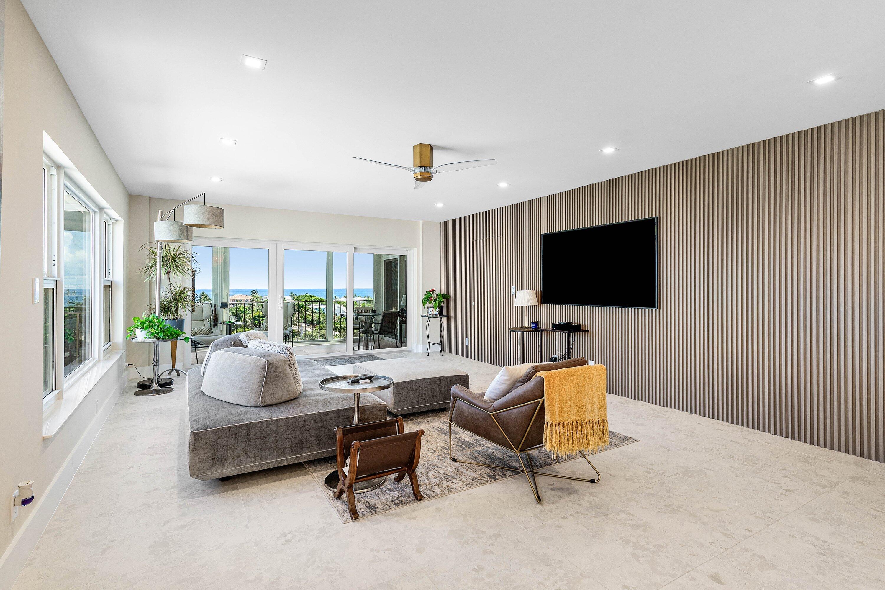 220 Macfarlane Drive S-805