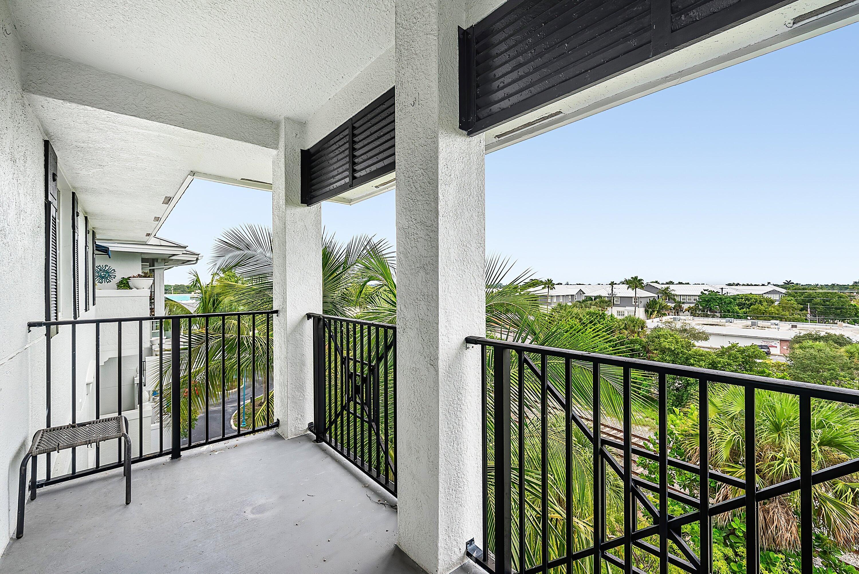 255 NE 3rd Avenue 2503