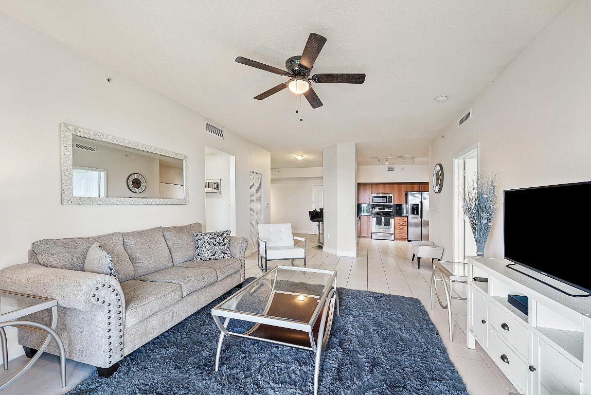 255 NE 3rd Avenue 2503