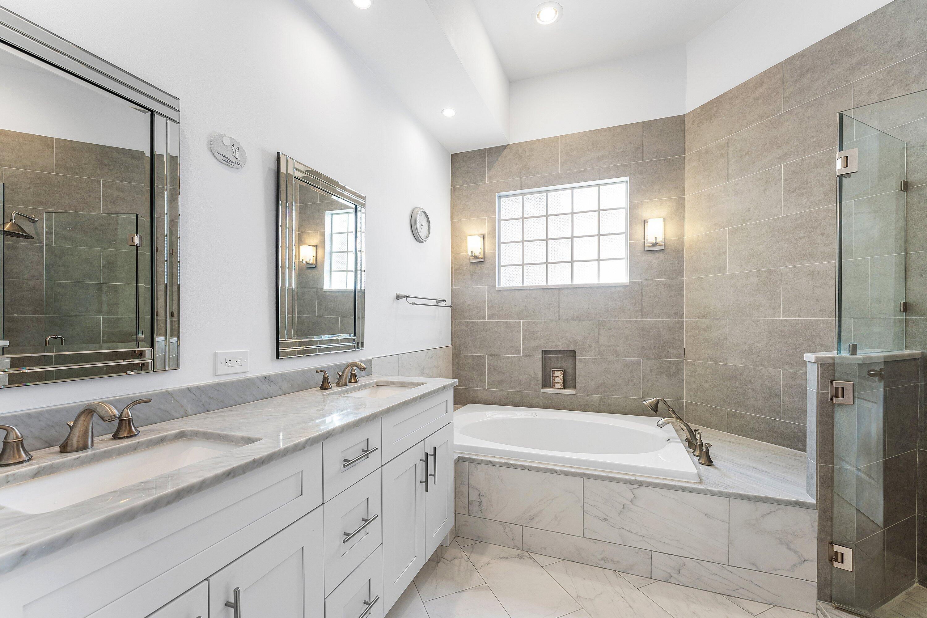 8217 Quail Meadow Way