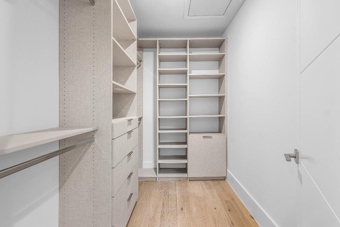 2570 Avenue Au Soleil