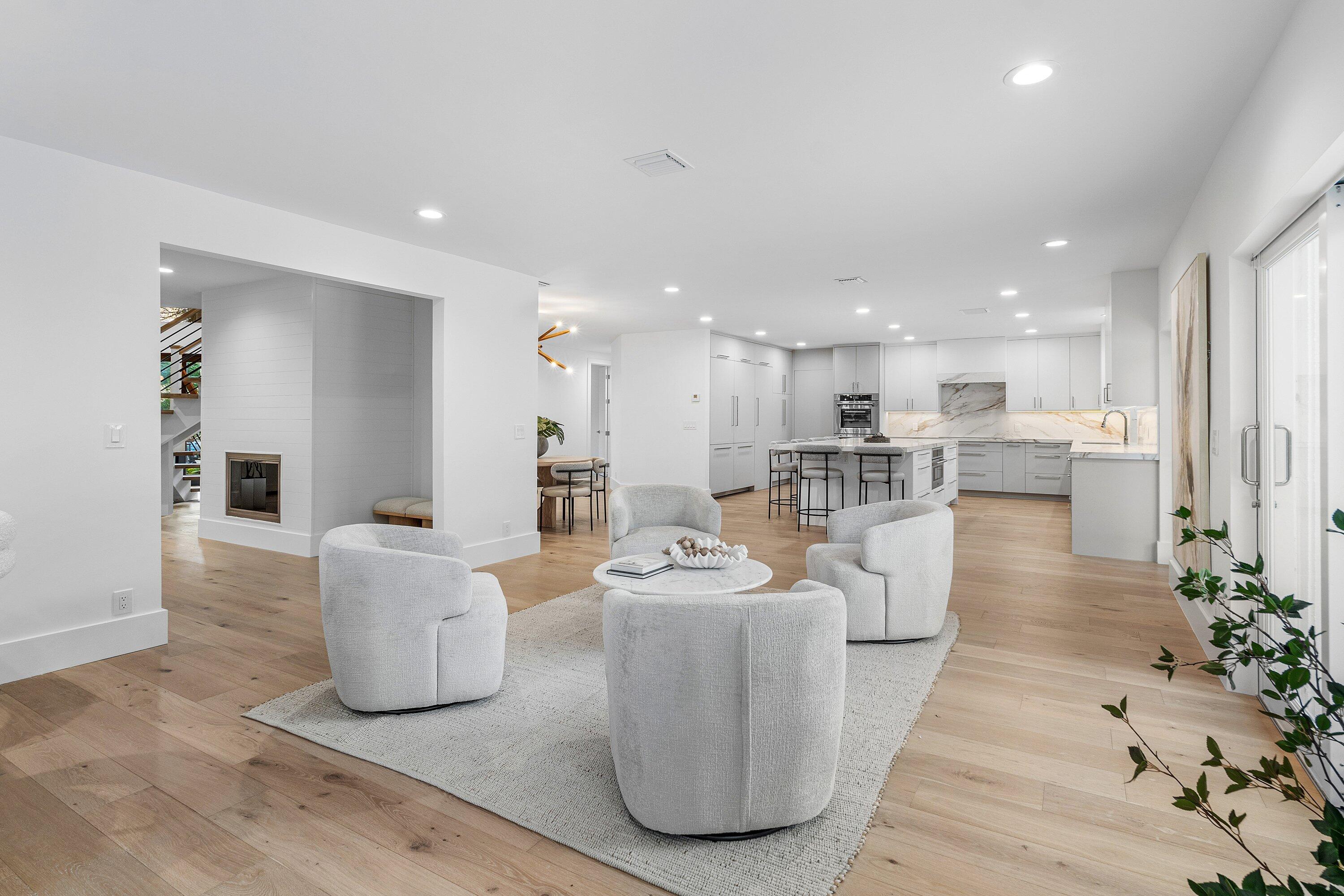 2570 Avenue Au Soleil