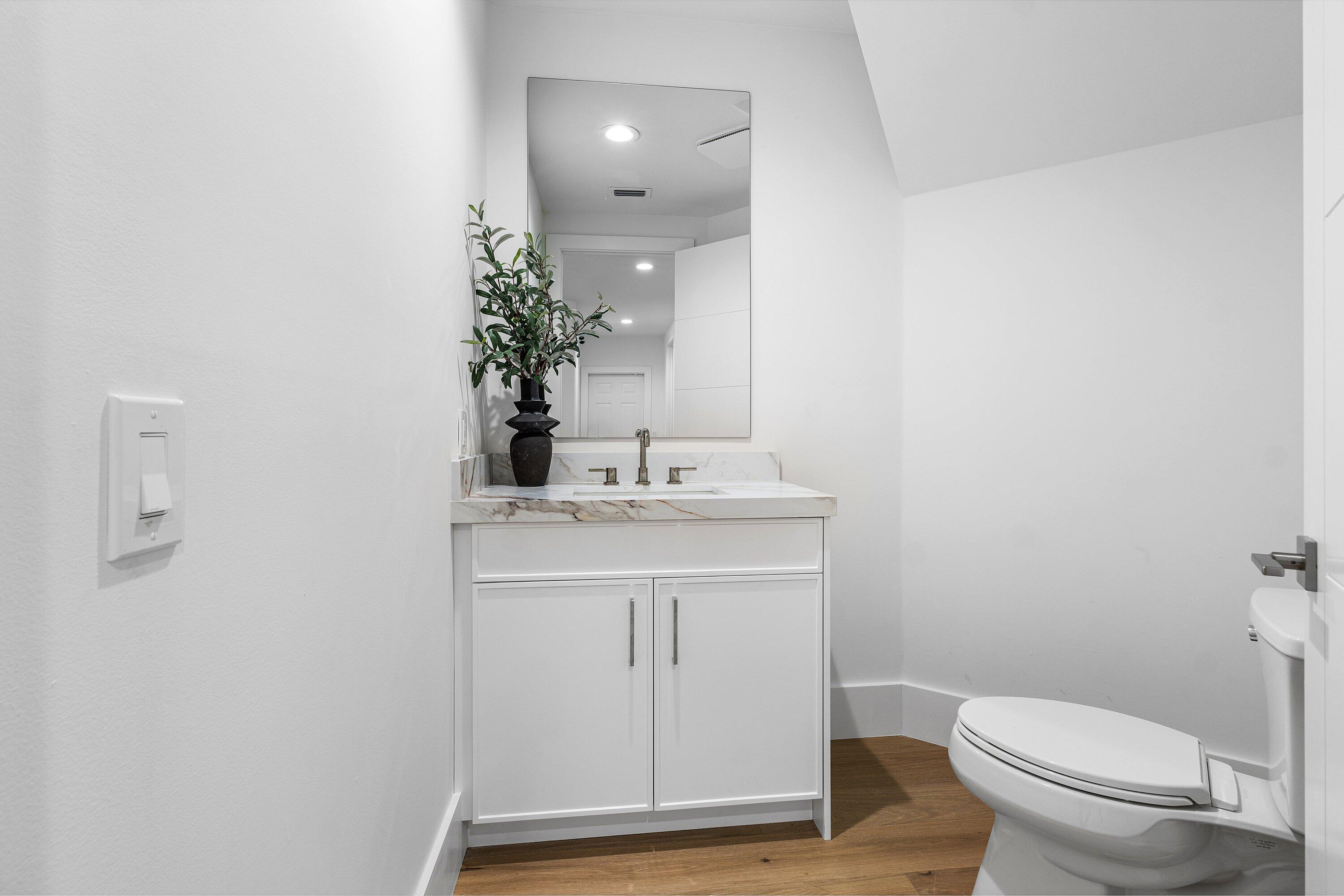 2570 Avenue Au Soleil