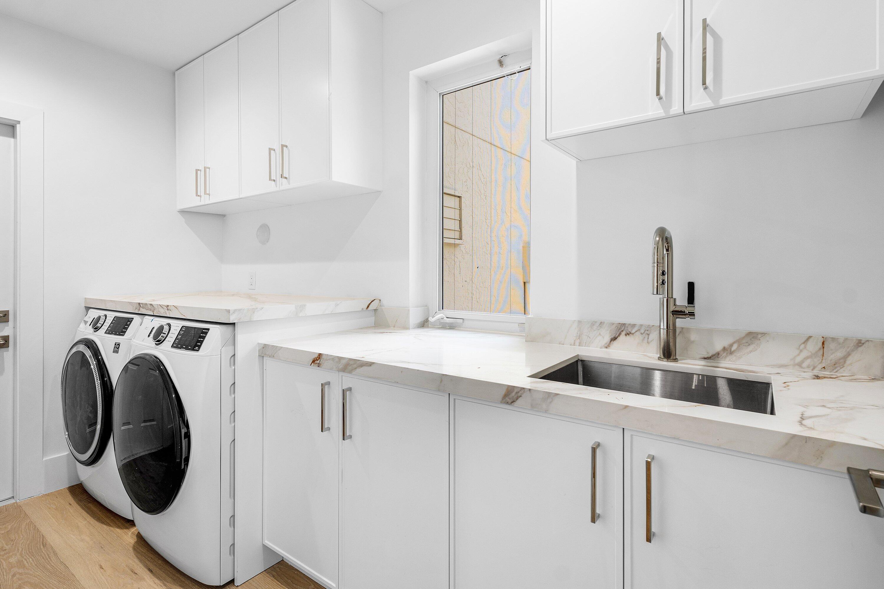 2570 Avenue Au Soleil