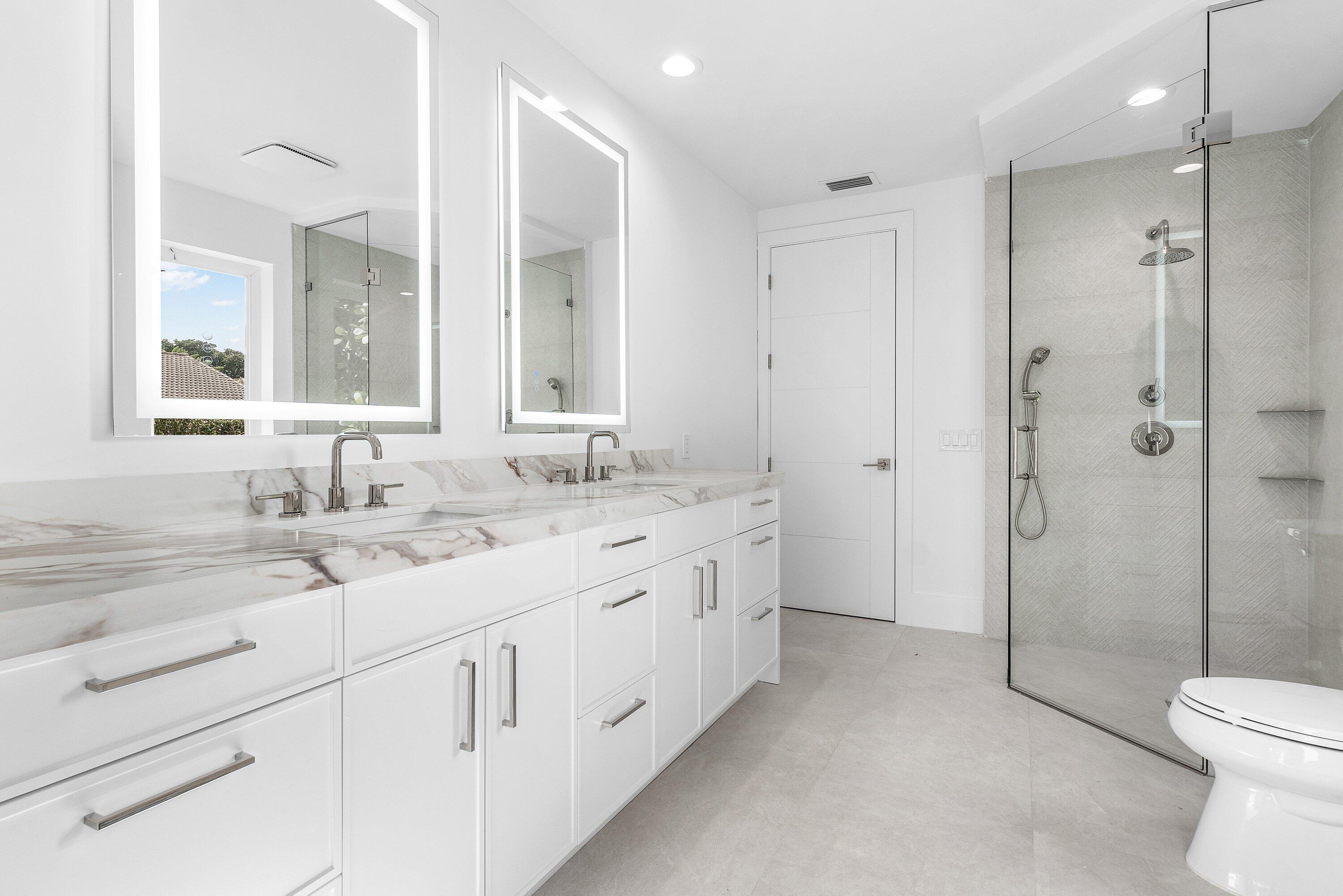 2570 Avenue Au Soleil
