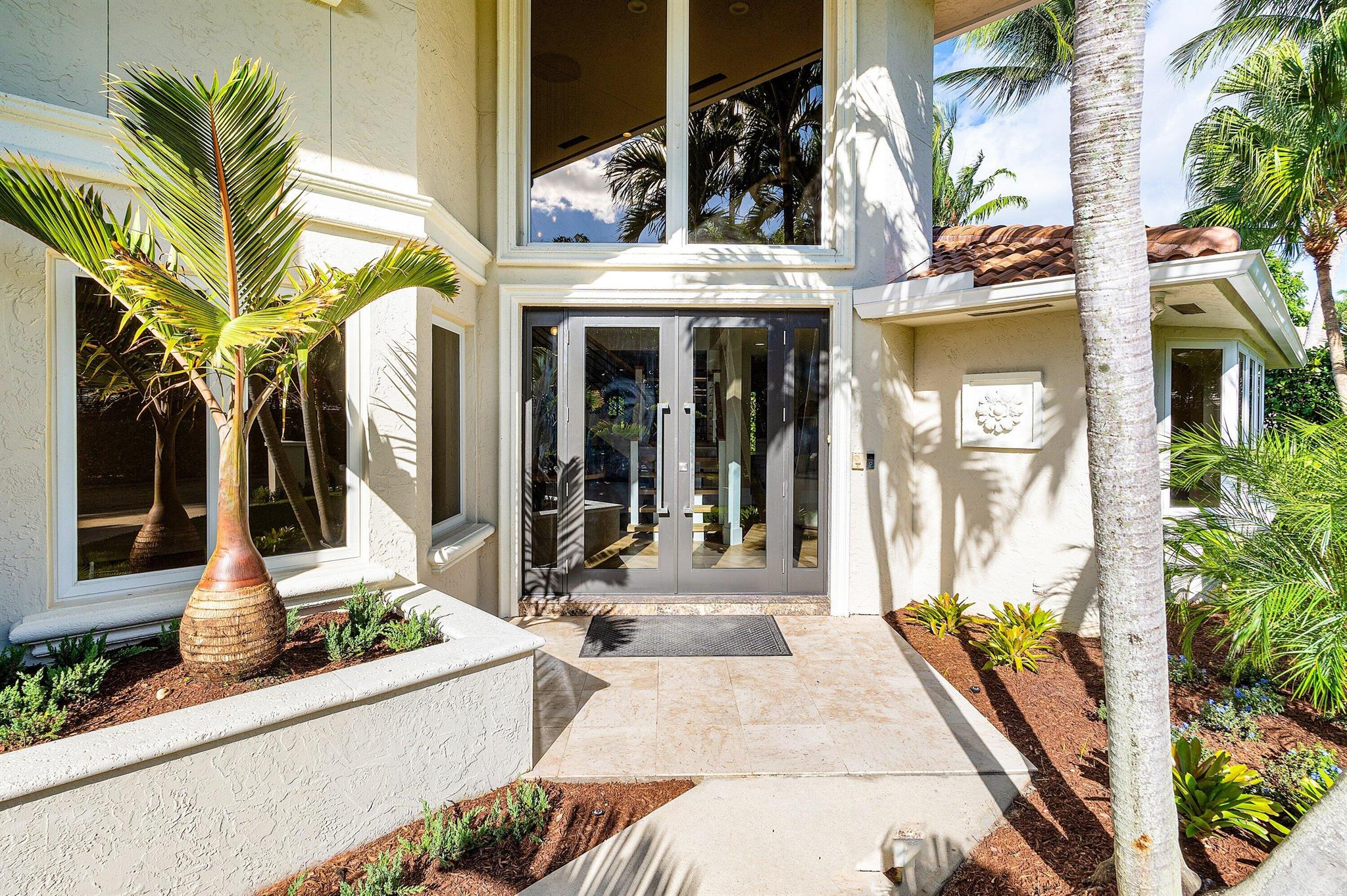 2570 Avenue Au Soleil