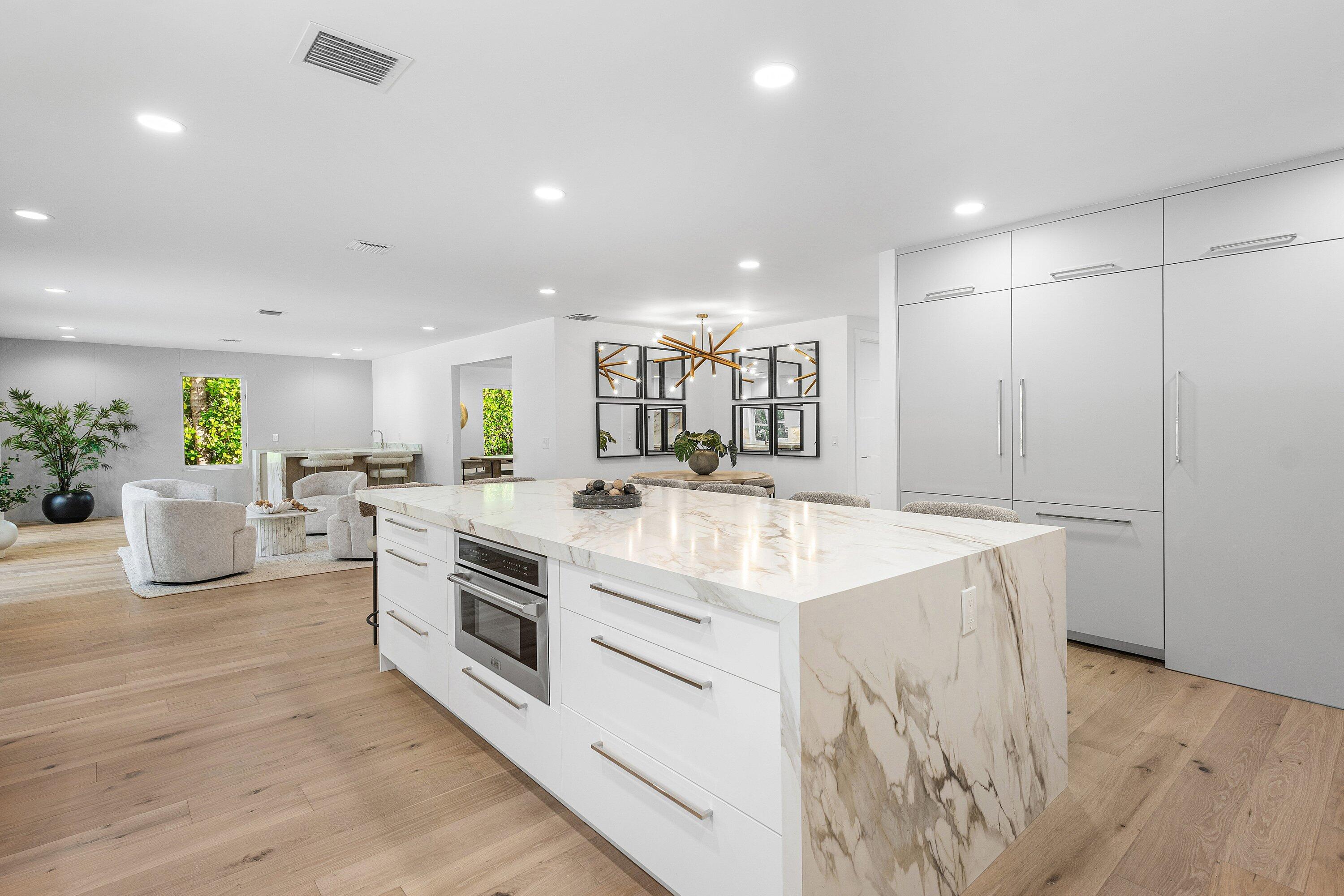 2570 Avenue Au Soleil