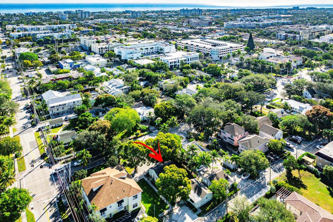 138 N Swinton Avenue, Delray Beach