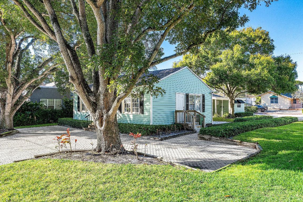 138 N Swinton Avenue, Delray Beach