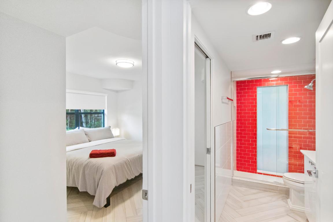 215 N Swinton Avenue, Delray Beach