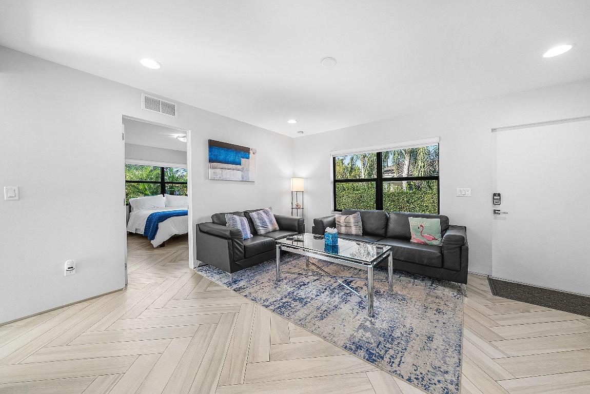 215 N Swinton Avenue, Delray Beach