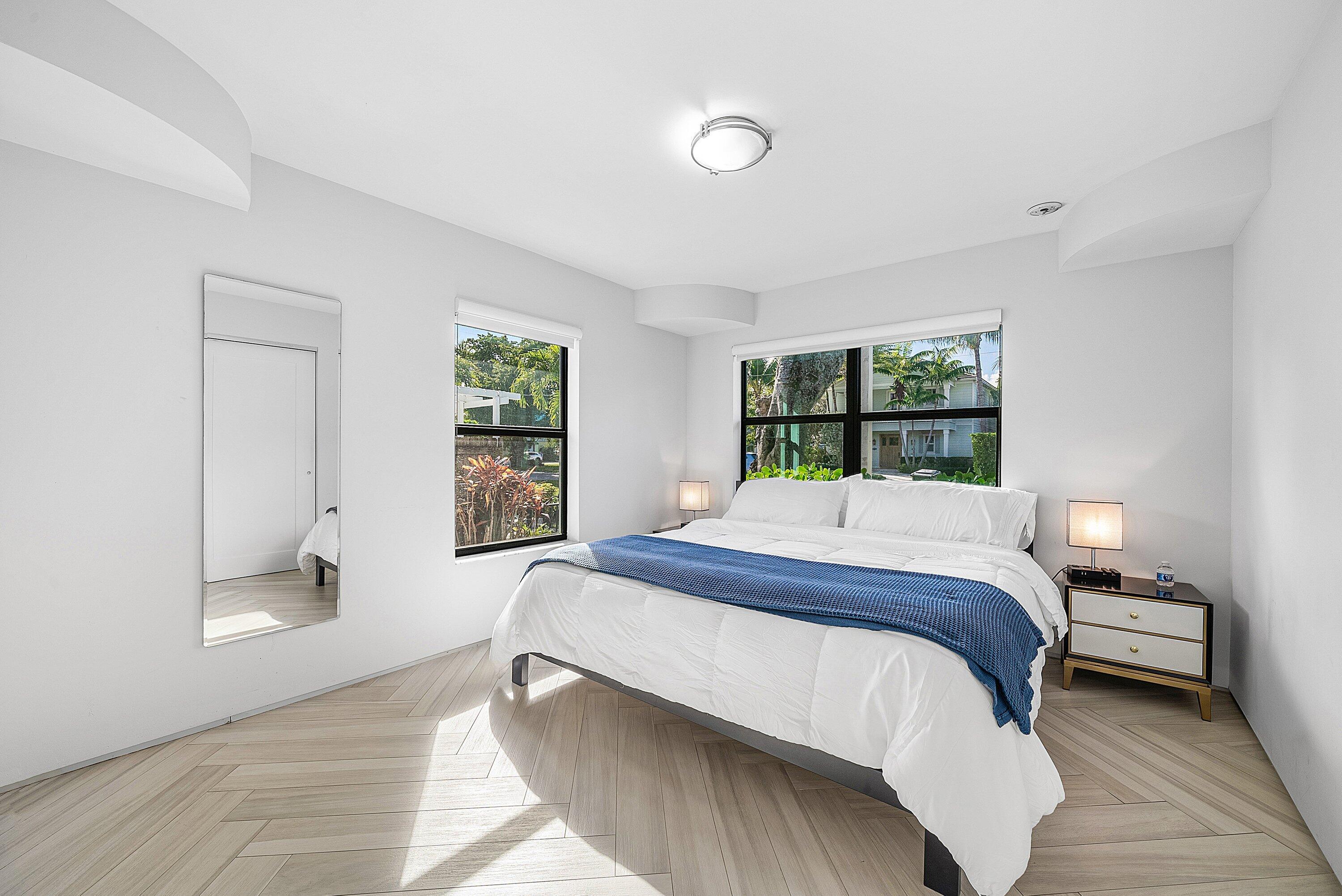 215 N Swinton Avenue, Delray Beach