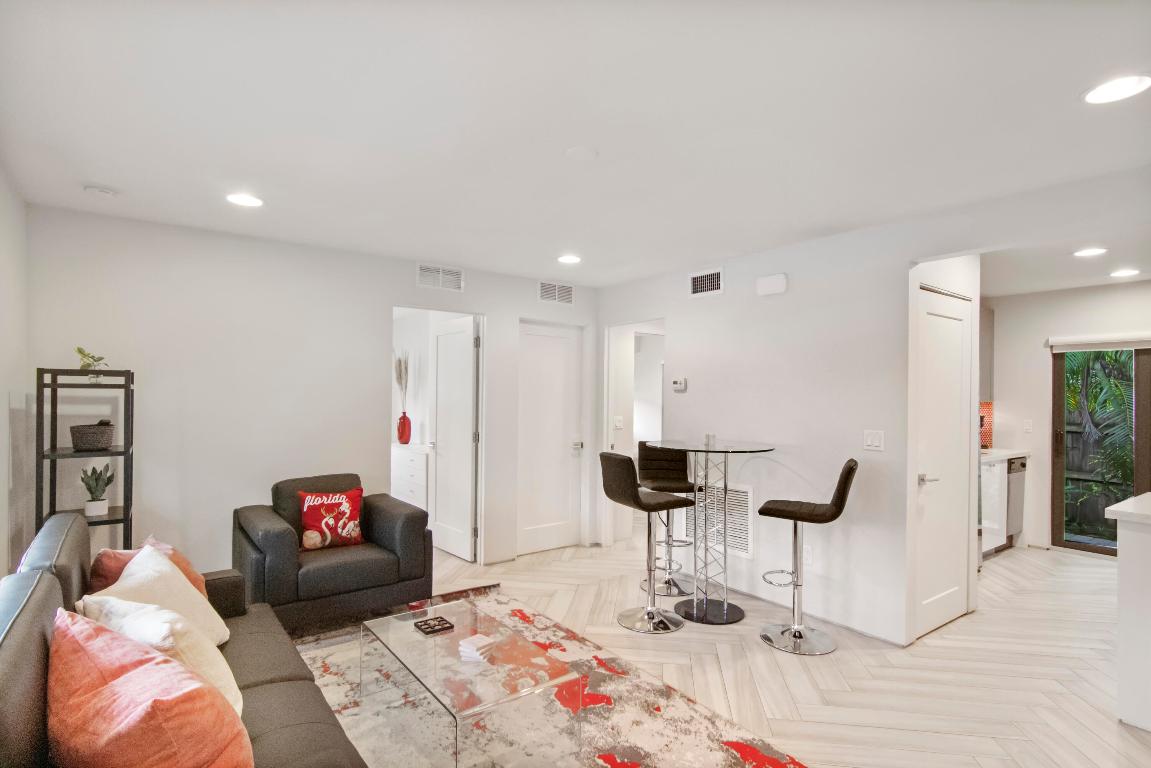 215 N Swinton Avenue, Delray Beach