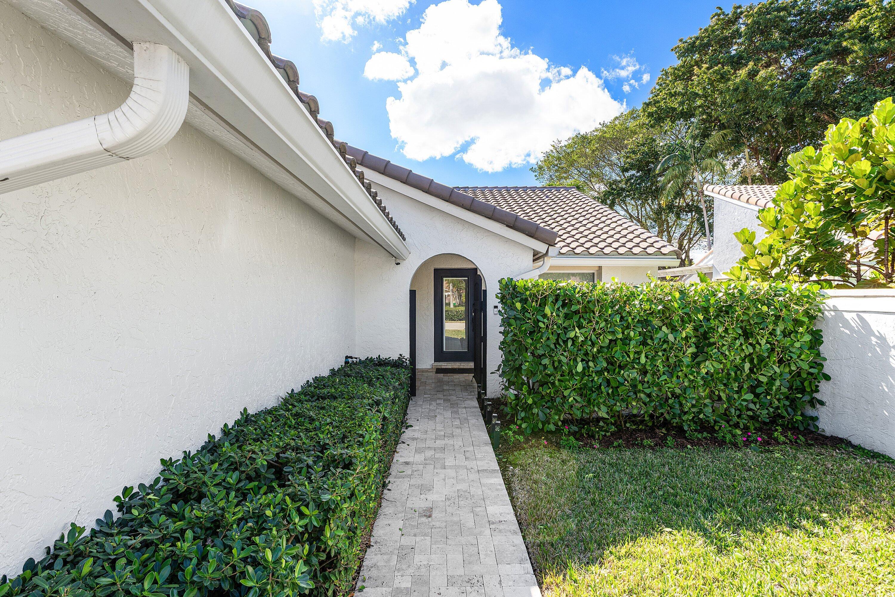 2105 NW 12th Street