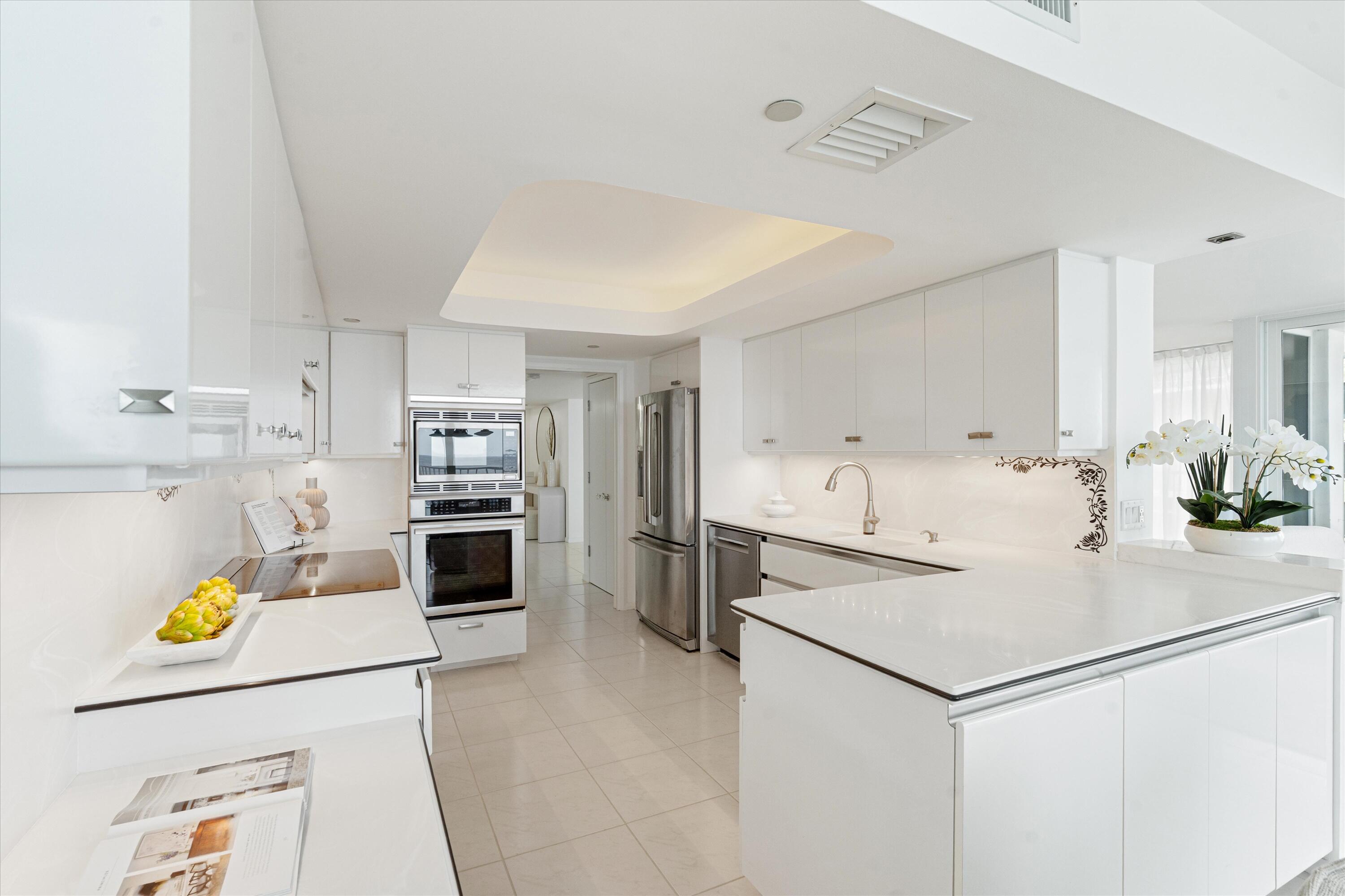 3211 S Ocean Boulevard 802