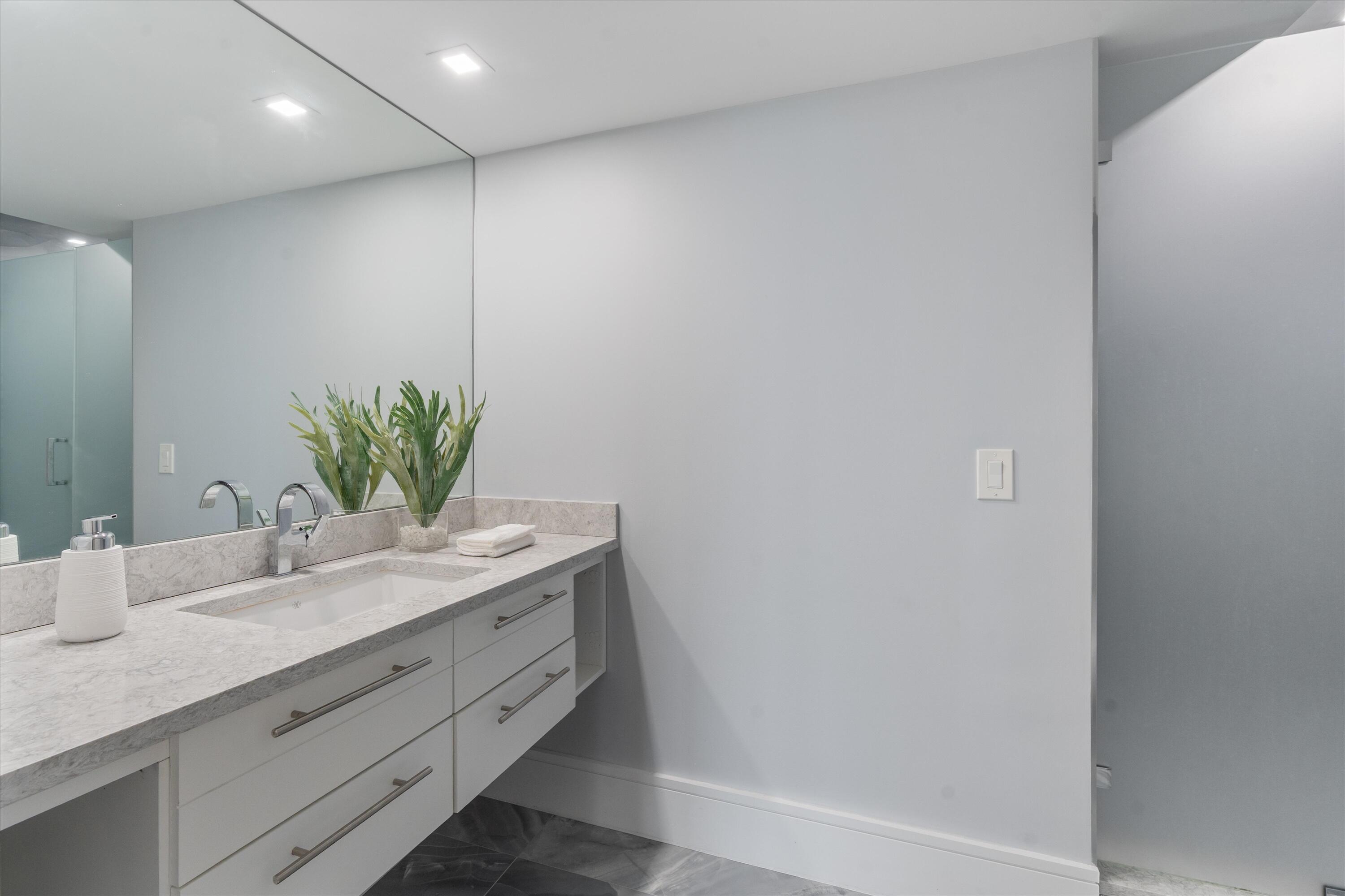 3211 S Ocean Boulevard 802