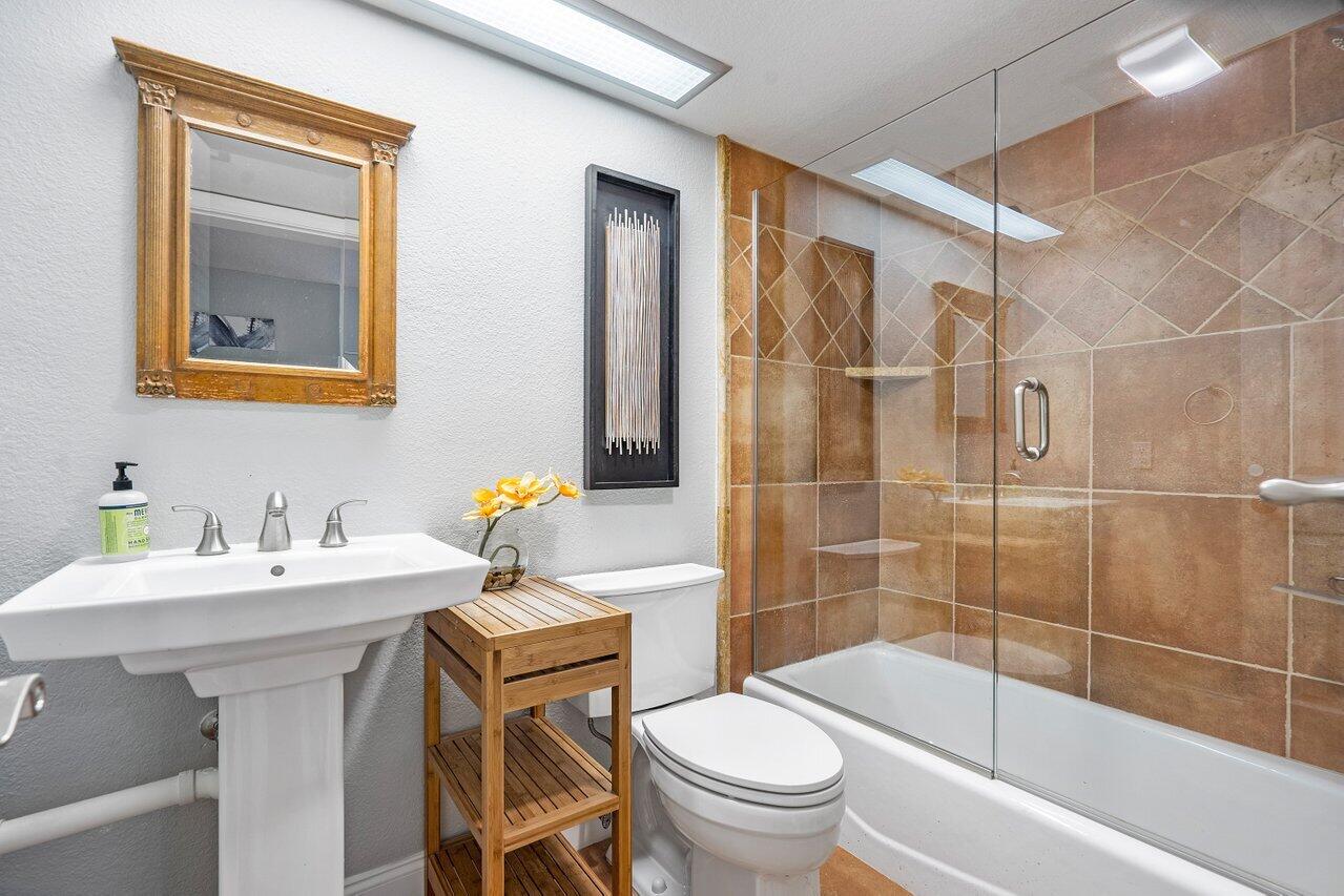 501 Greensward Lane 101-C