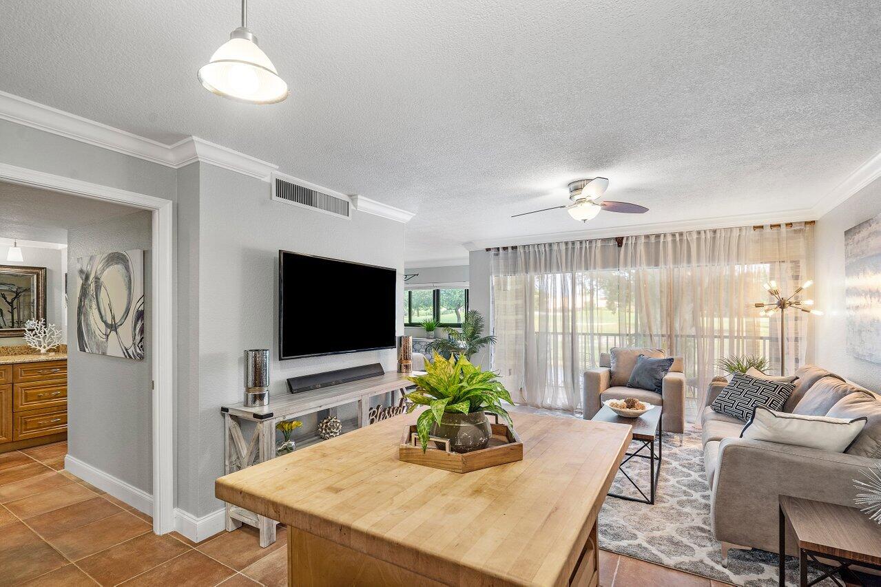 501 Greensward Lane 101-C