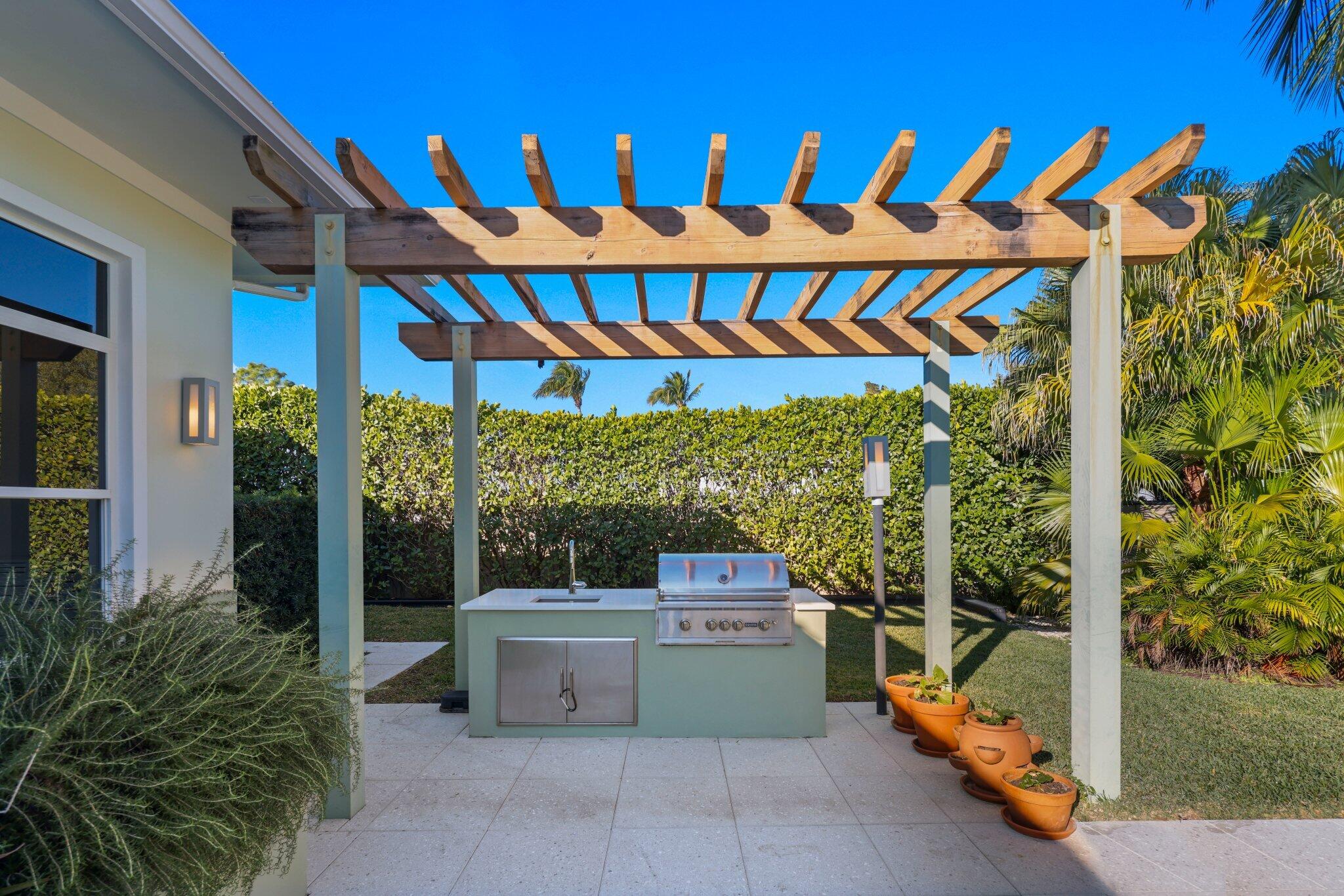 701 NW 7th Street