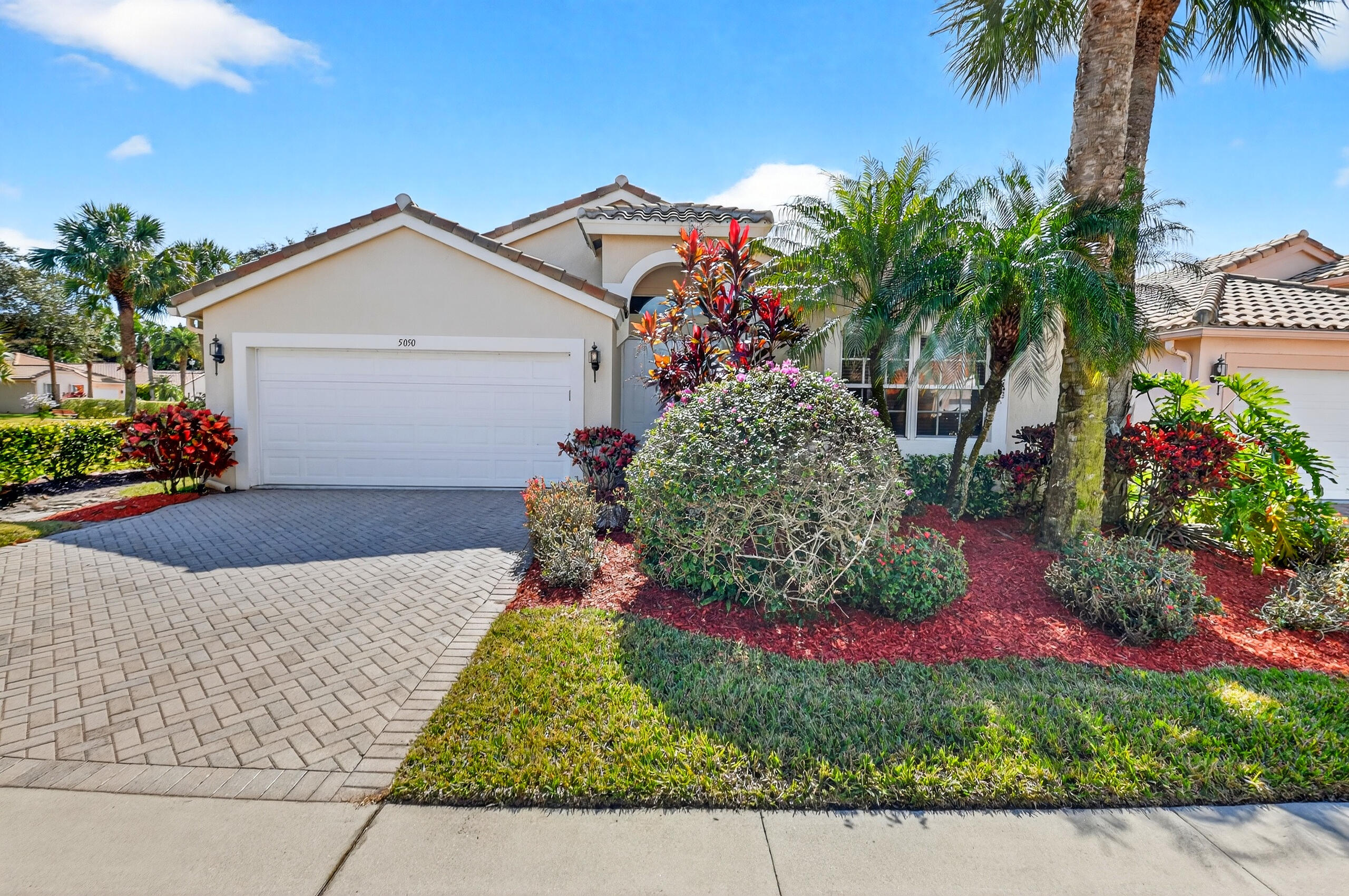 5050 Polly Park Lane