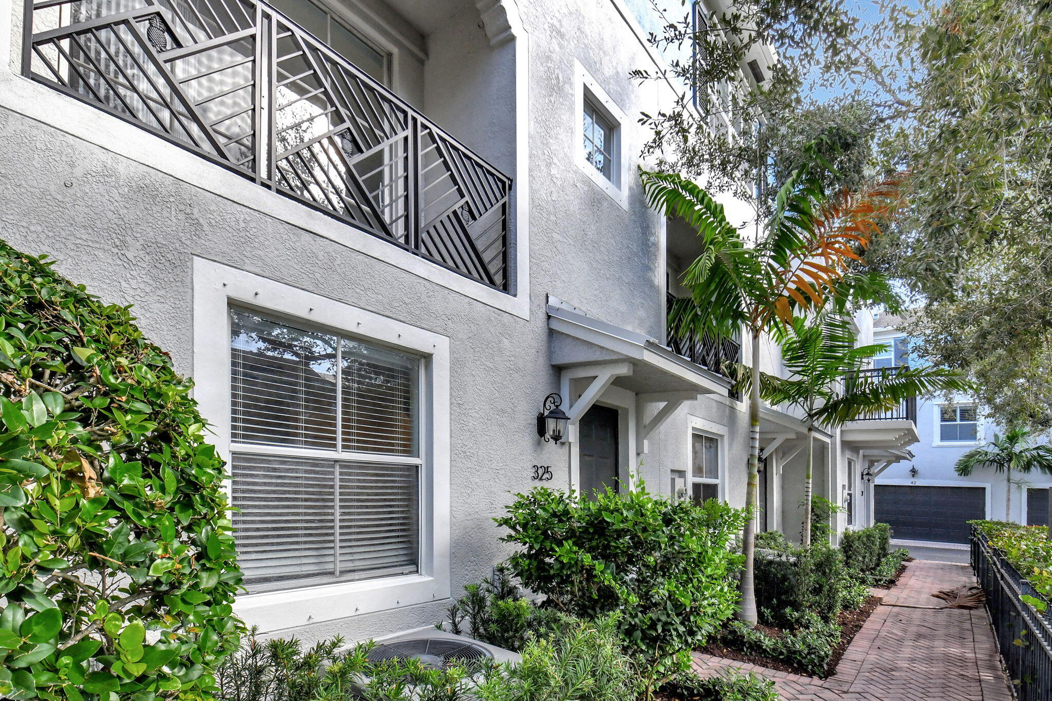 325 Atlantic Grove Way