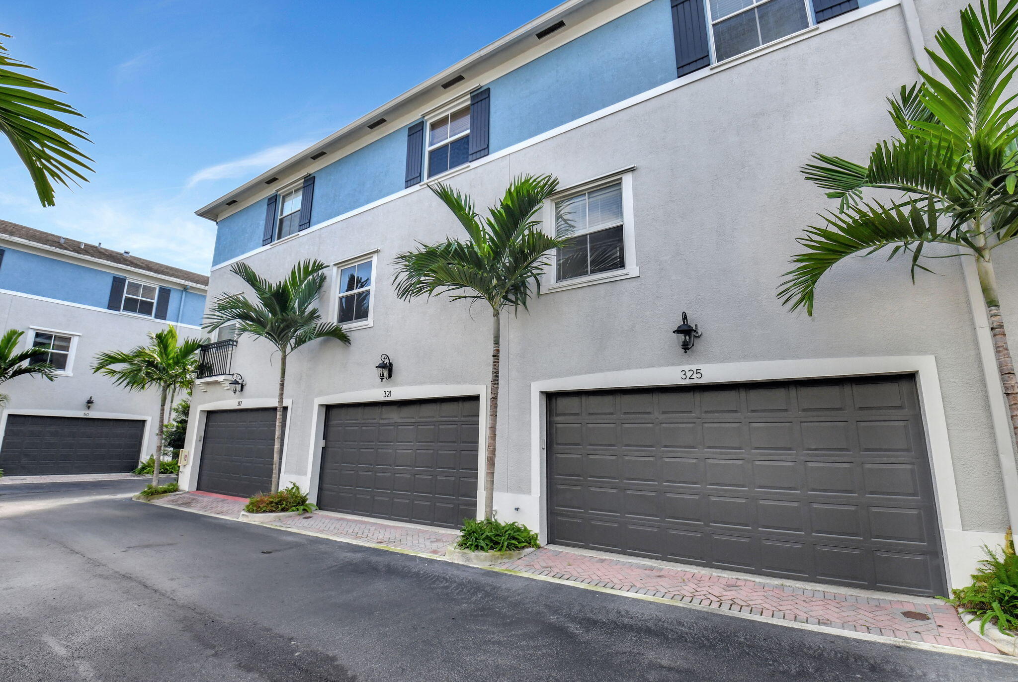 325 Atlantic Grove Way