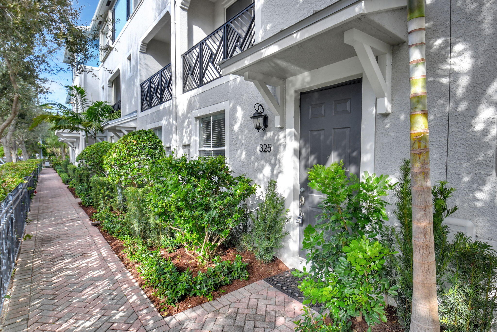 325 Atlantic Grove Way