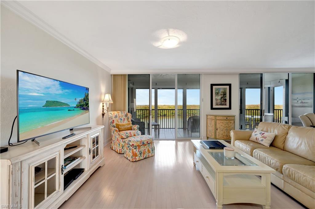 15 Bluebill AVE 304