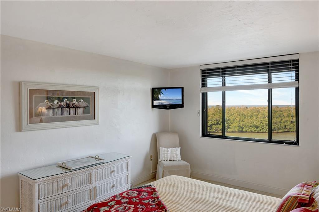 15 Bluebill AVE 304