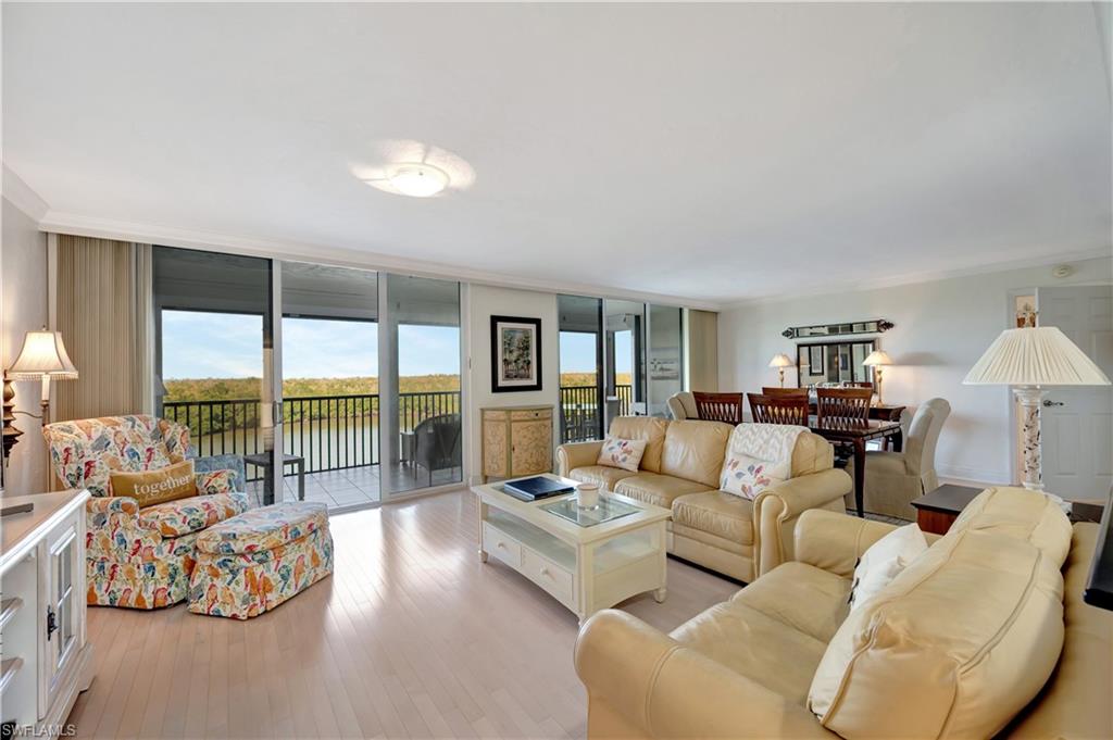 15 Bluebill AVE 304