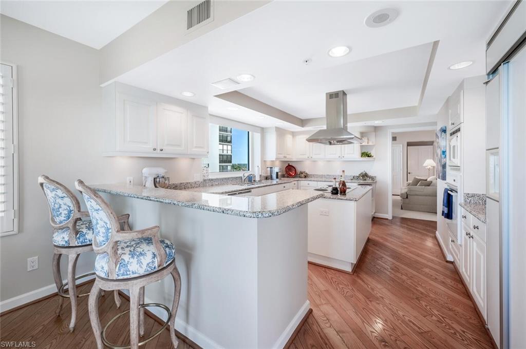 8231 Bay Colony DR # 1004