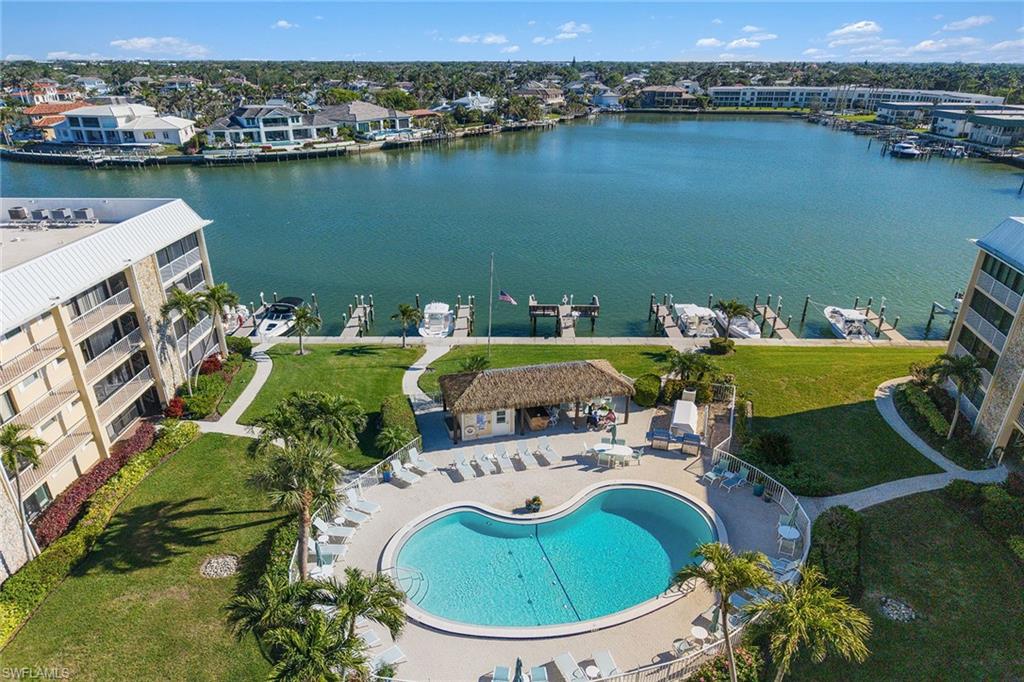 3000 Gulf Shore BLVD N 207
