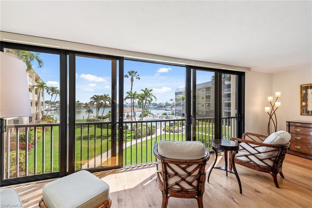 3000 Gulf Shore BLVD N 207