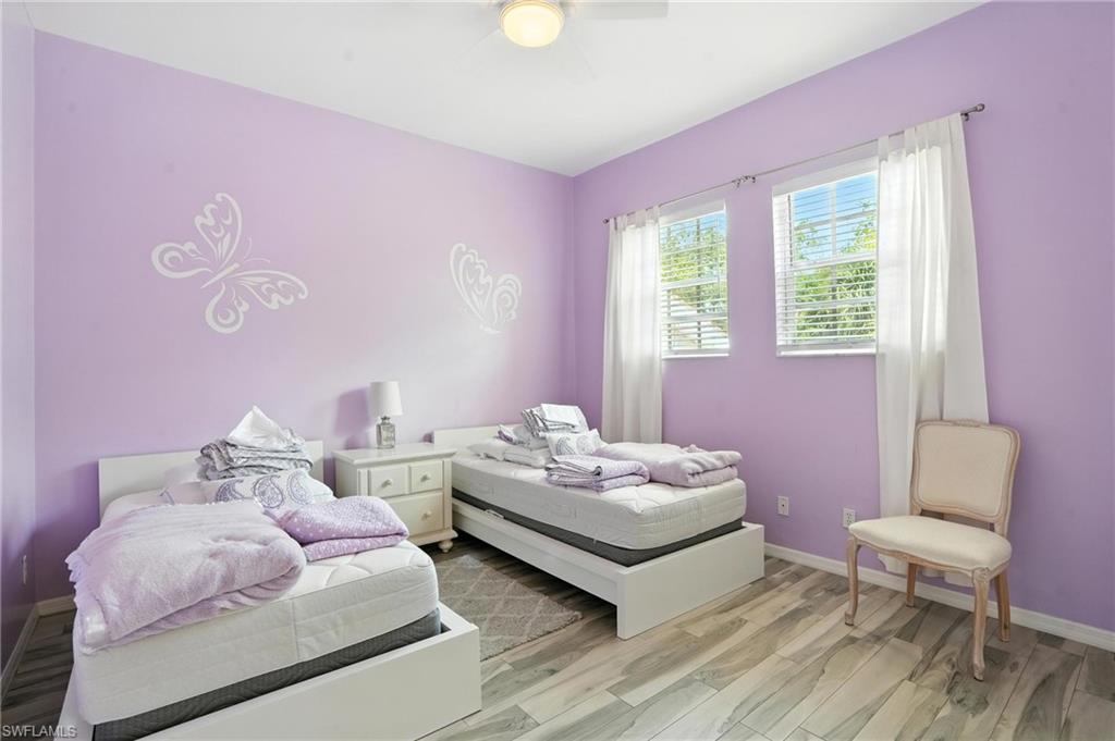 1000 L Ambiance CIR # 205