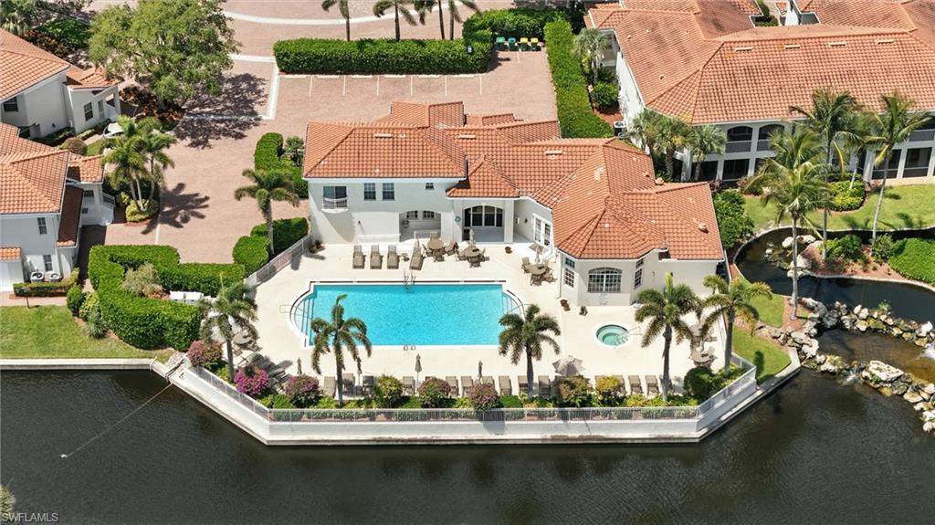 1000 L Ambiance CIR # 205