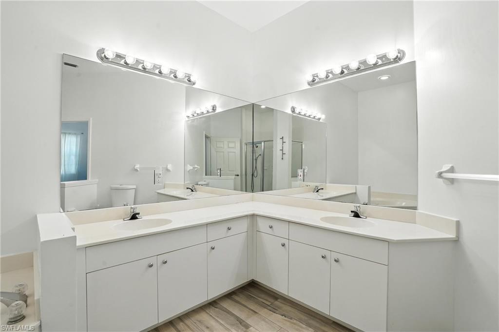 1000 L Ambiance CIR # 205