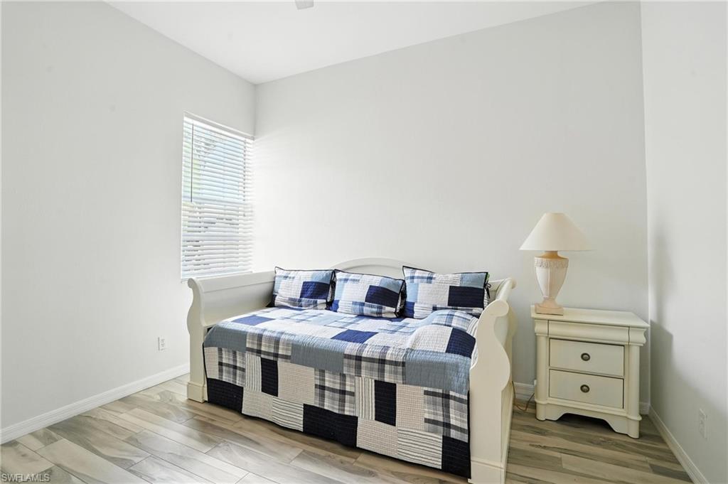 1000 L Ambiance CIR # 205