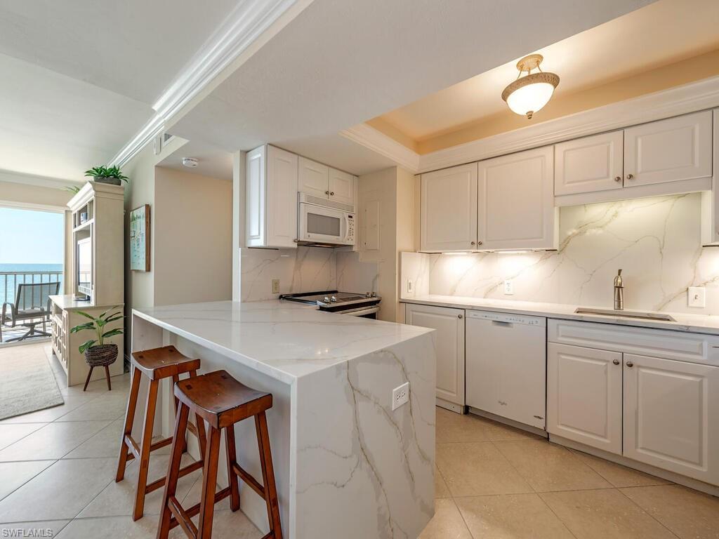 3443 Gulf Shore BLVD N # 309, NAPLES Unit: 309
