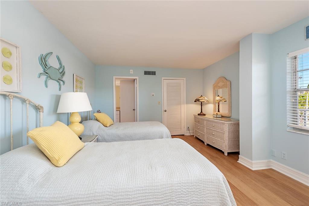 3443 Gulf Shore BLVD N # 309, NAPLES Unit: 309
