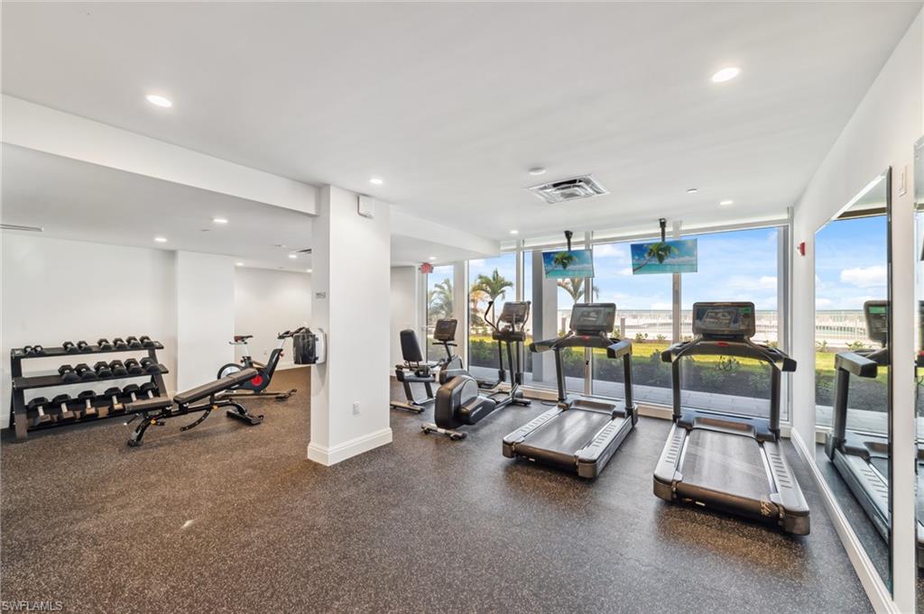 3443 Gulf Shore BLVD N # 309