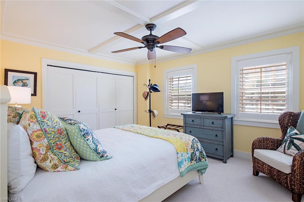 3483 Gulf Shore BLVD N 104